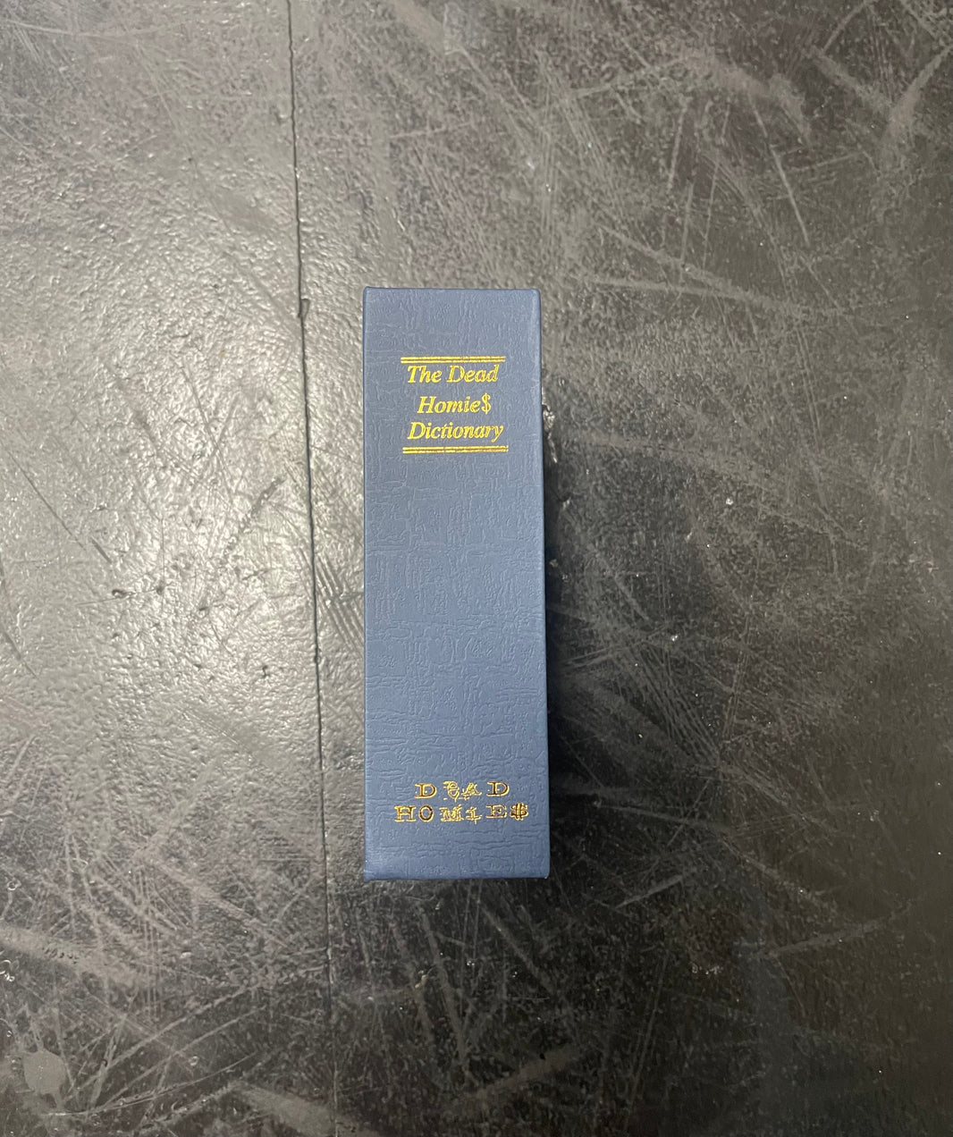 Deadhomies book safe